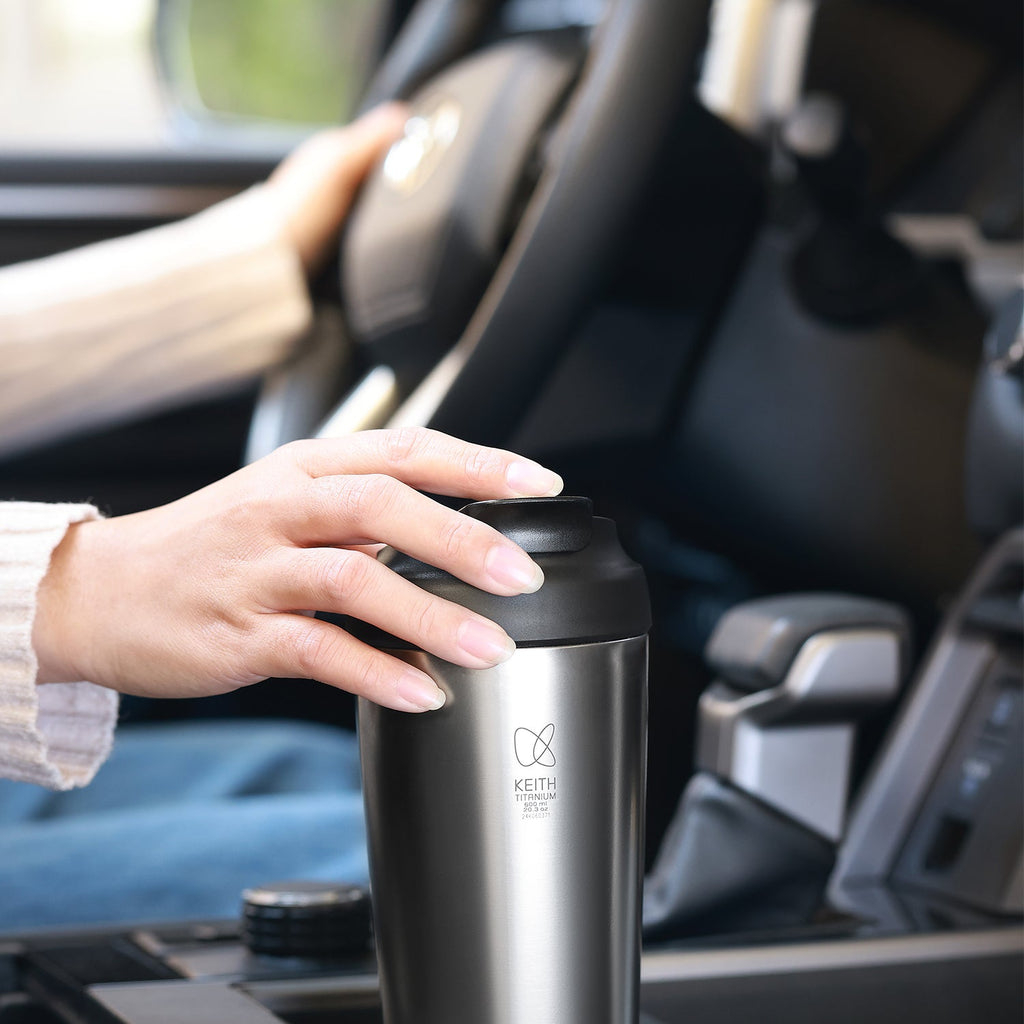 Mug isotherme de voyage en titane pur 600 ml