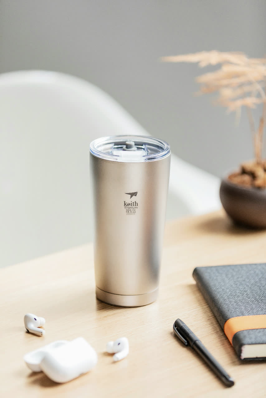 Titan-Isoliergläser