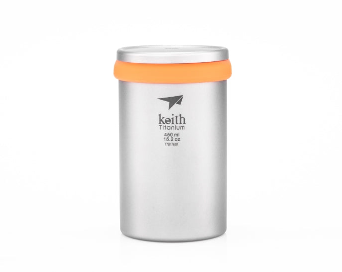 Tasse mit integriertem Tee-Ei