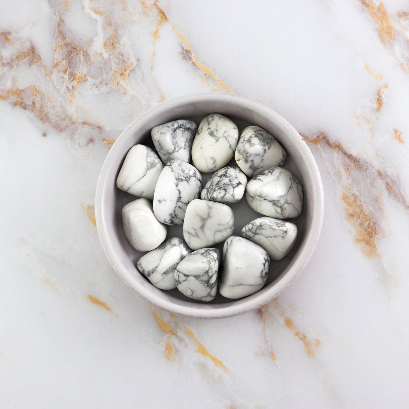 Howlite rolled stone-0